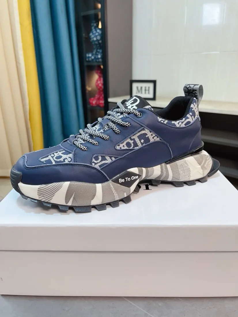 Men's men's shoes 💰458🌹🌹【Dior】Best-selling official website world premiere🔝High-end men's shoes brand official website latest series: The upper is made of imported cowhide with specially designed fabrics➕Mesh breathable lining. Make walking more convenient and comfortable! Compared with the official quality, Midea’s 1:1 replica. Create a fashionable personality to set off your uniqueness! A must-have for trendy men! Classic style. Men's sizes: 38-44.